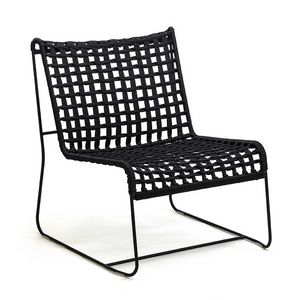 In/Out LO, Linear lounge chair, seat in woven rope, for indoor and outdoor