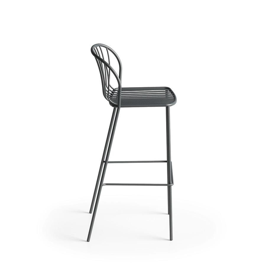 Amitha SG, Outdoor metal stool