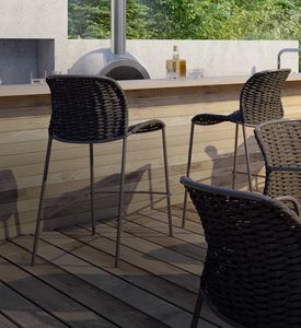 SLICK SG, Woven stool for outdoors