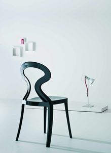 Anita, Chair in polymer with soft lines, for outdoors