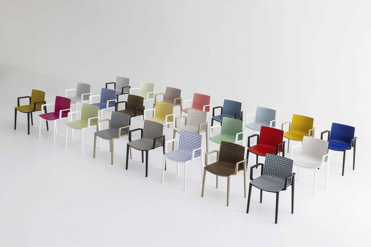 Clipperton Blend B, Stackable chair with raised texture