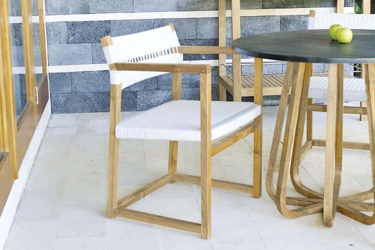 Emily 4322, Chair in teak wood suitable for both outdoor and indoor use