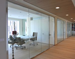 Slimbox, System of partition walls for offices
