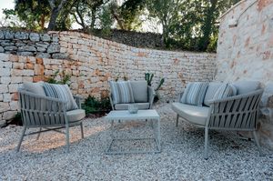 FRIDA, Garden furniture with sofa and armchair woven in rubber