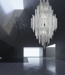 Ice Rain 507/18, Generously sized chandelier