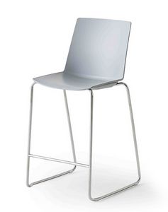 Jubel Stool, Stackable outdoor stool