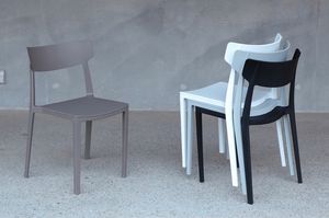 Art. 040 City Life, Stackable chair in polypropylene and glass fiber
