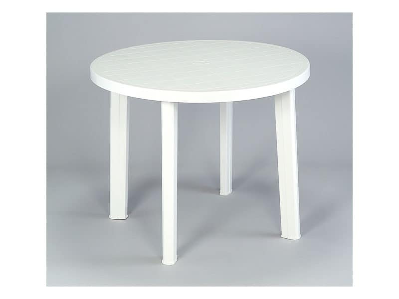 Round Table Made Of Plastic For, Round Plastic Outdoor Tables