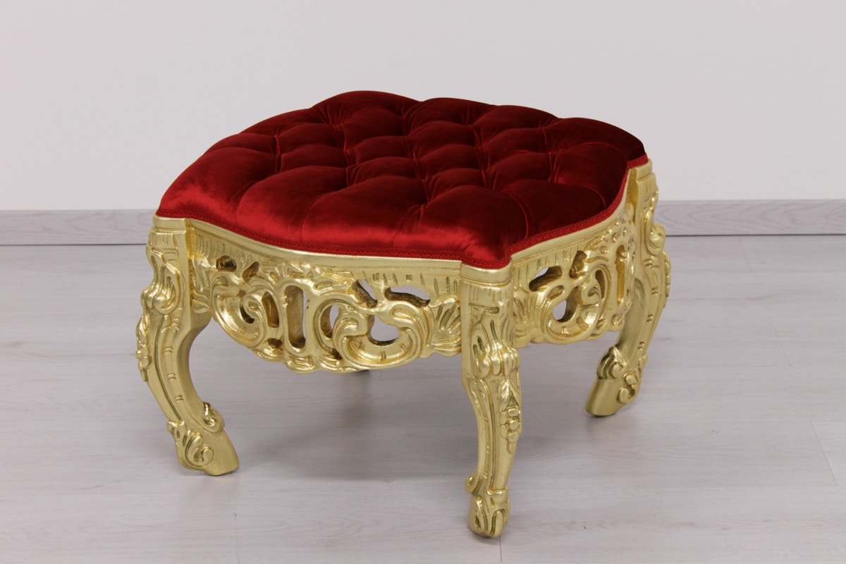 Finlandia, Luxury classic pouf for the home, baroque style