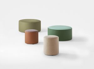 Kroff, Modern single color pouf with wheels, for waiting areas