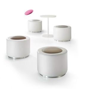 Monoculo, Stuffed pouf with storage unit