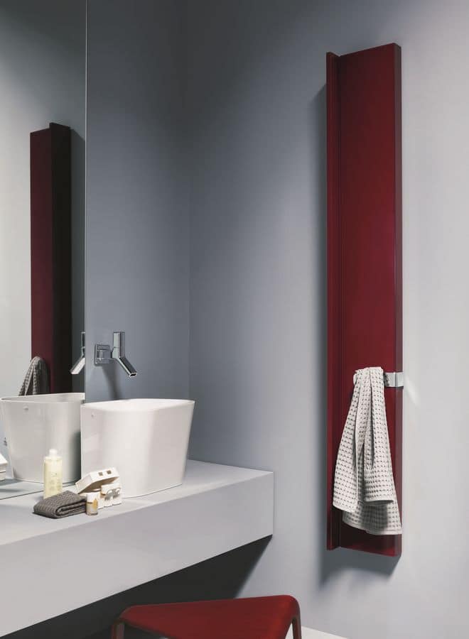 Rift, Elegant modular radiator, accessorized with shelves and towel stand