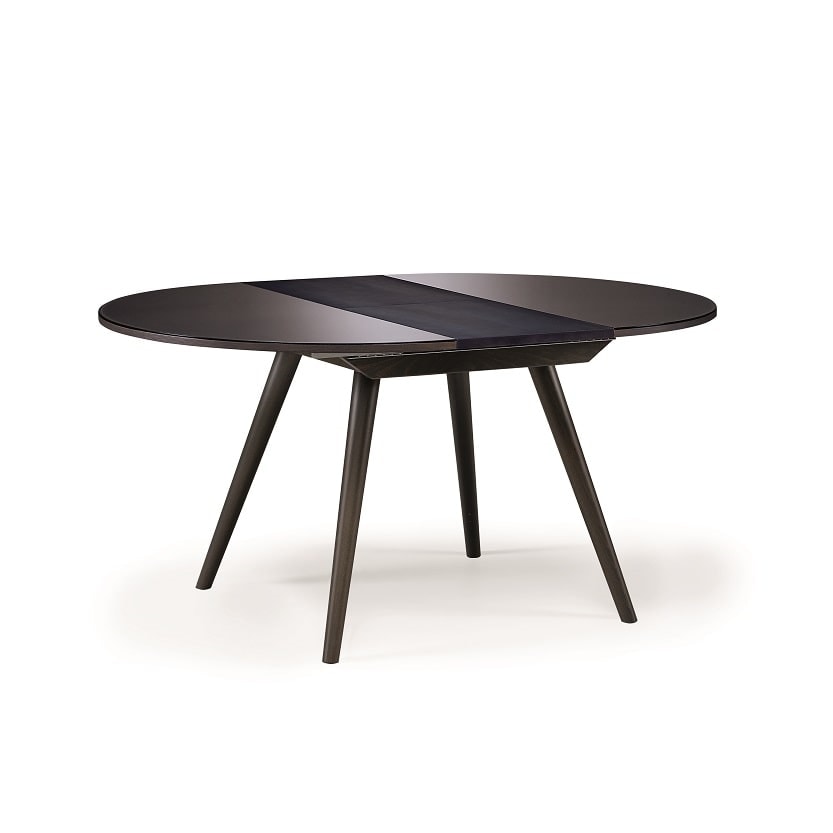 Aris, Table with sweet and rounded lines