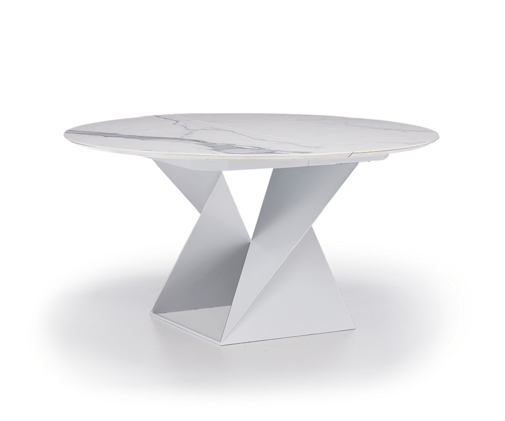 Cube, Elegant and harmonious table