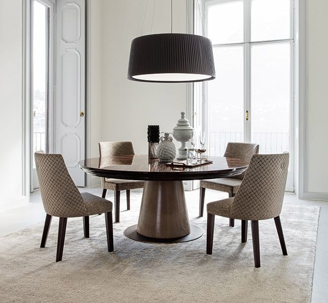 Judy, Dining table with round base
