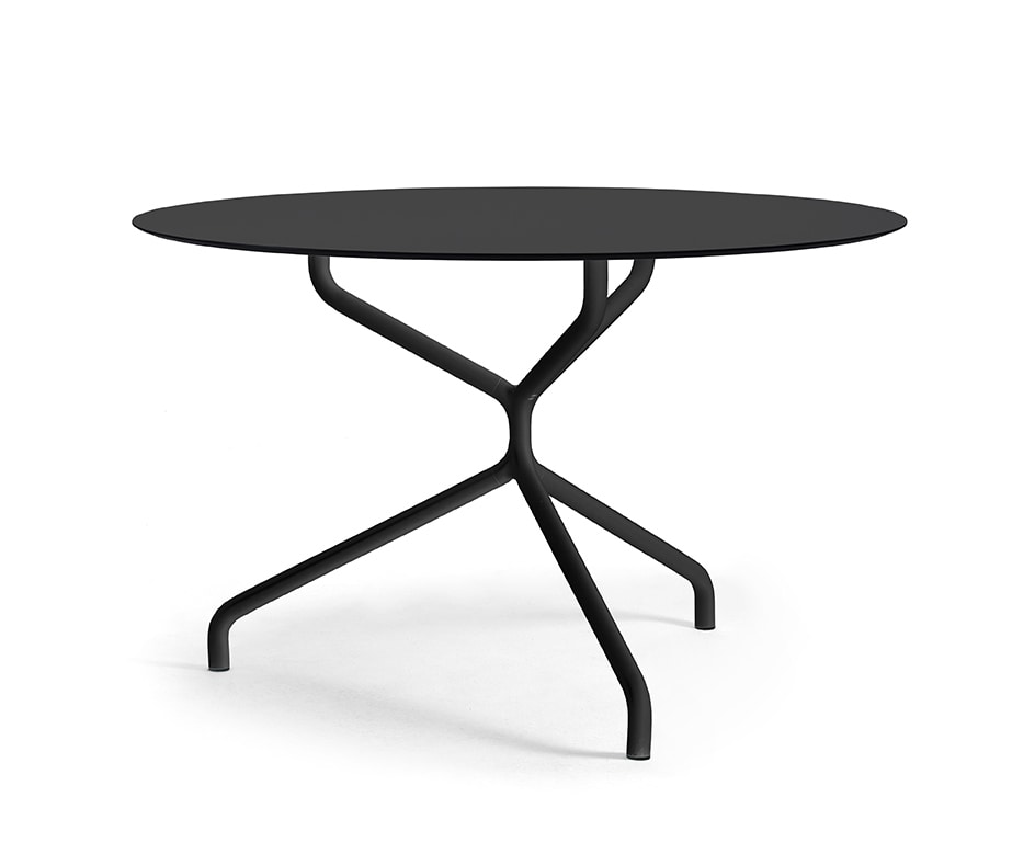 Polar, Table with large round top