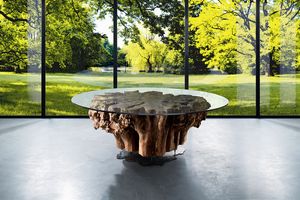 V-root, Round table, with real centuries-old root