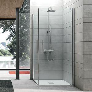 Pivot, Shower cabin with pivot door for domestic use