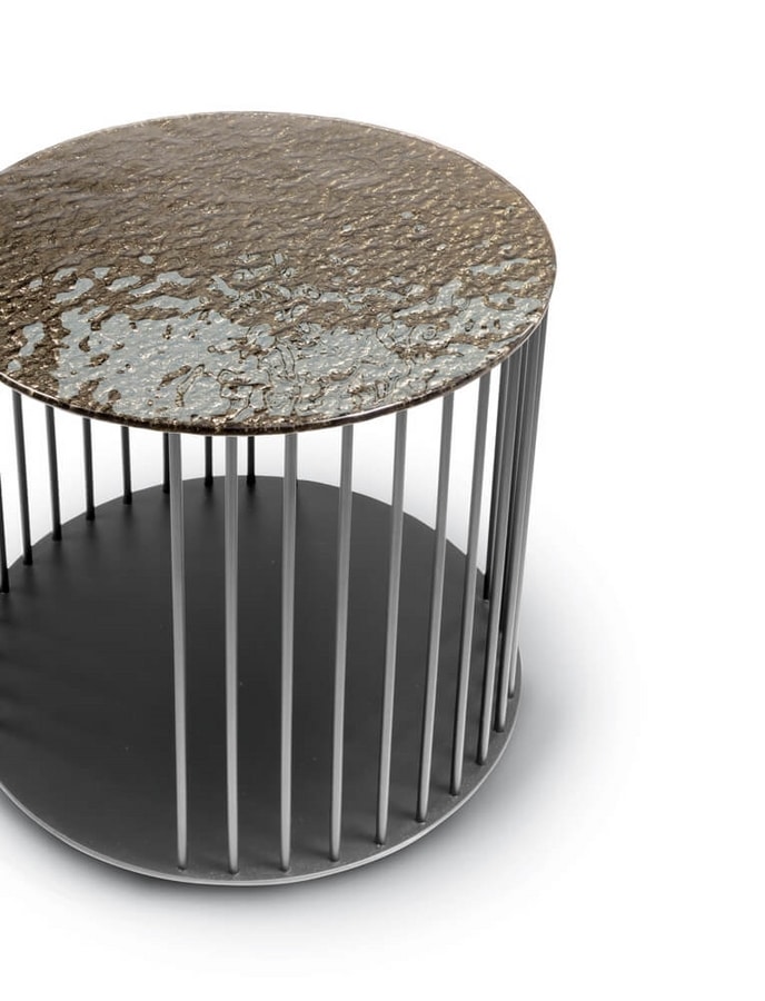 COMBI, Round coffee tables with metal base