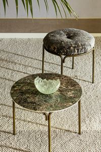 Divina coffee table, Refined round coffee table with porcelain stoneware top