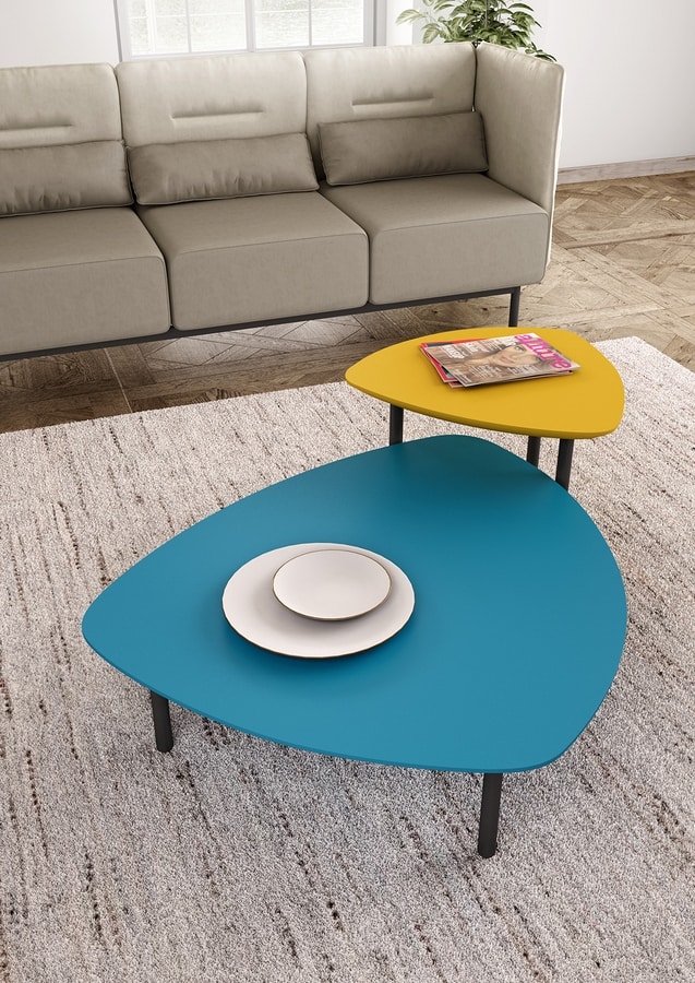 Eos, Coffee table with triangular shape with rounded corners