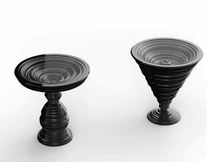 Frames Art. TB01, Round side tables with a particular base