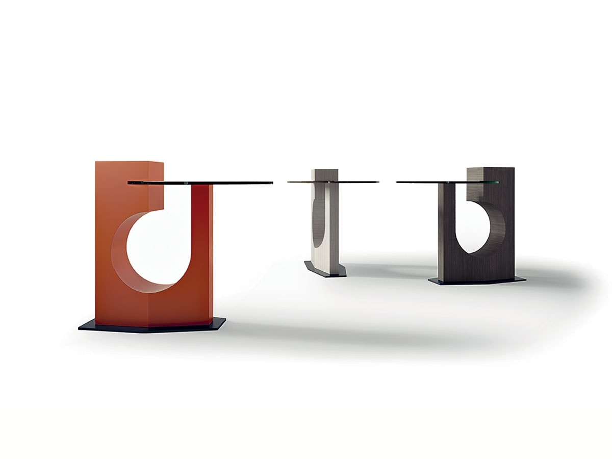 TL73 See Ye tavolino, Small table with an iconic design, with glass top