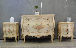 Art. 621, Outlet chest of drawers and bedside tables, in a Provenal floral style