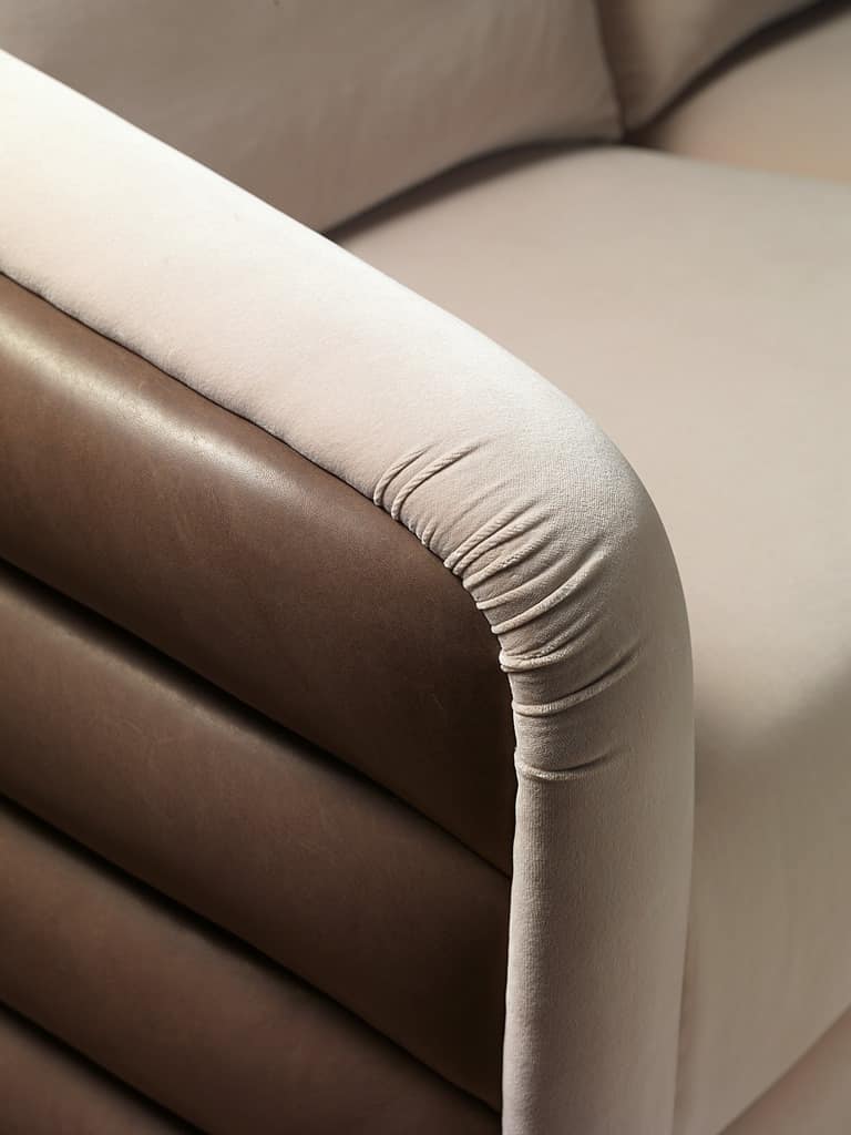DI31 Desyo sofa, Classic 3 seaters sofa for classcic style environments