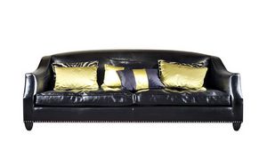 Enea Nails, Leather couch
