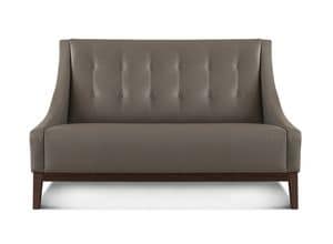 Norma sofa, Sofa with classical design