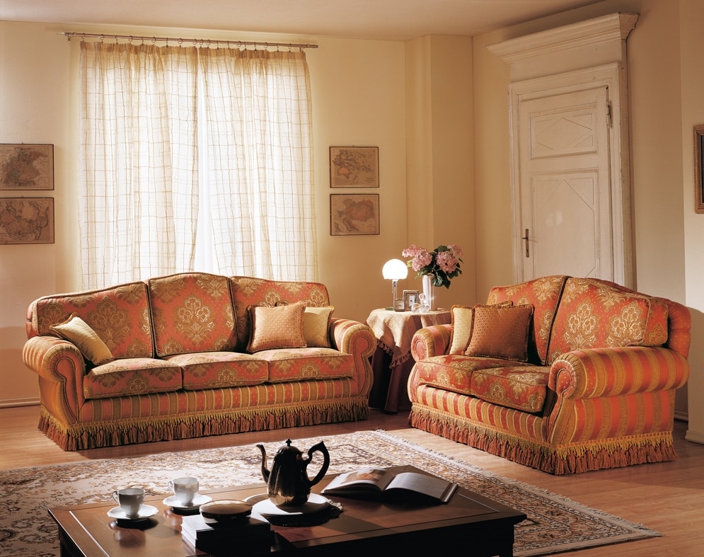 Penelope sofa, Sofa customizable in sizes and finishes
