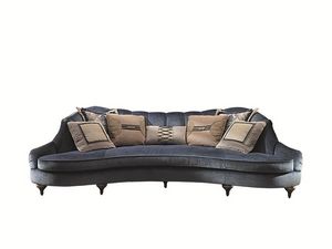 Premier Dame, Classic style sofa with sinuous shapes