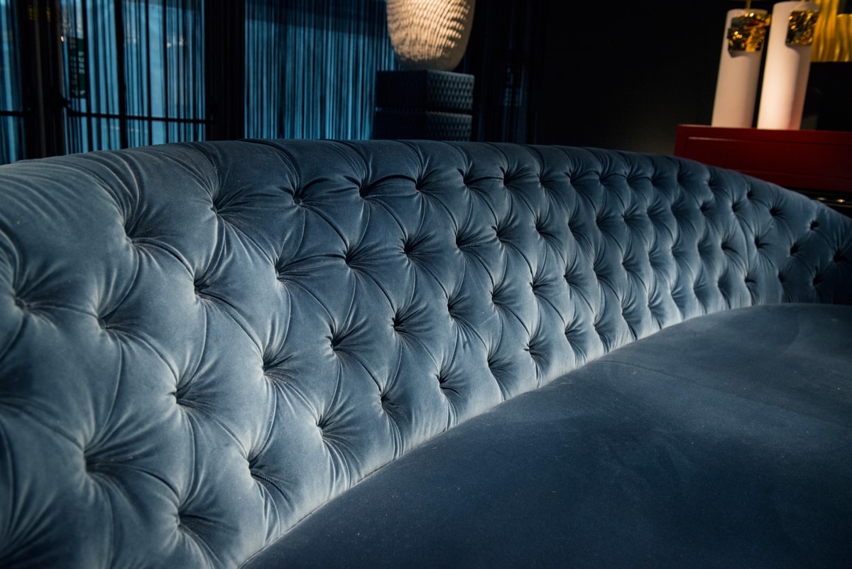 Round sofa, Velvet sofa with a classic design