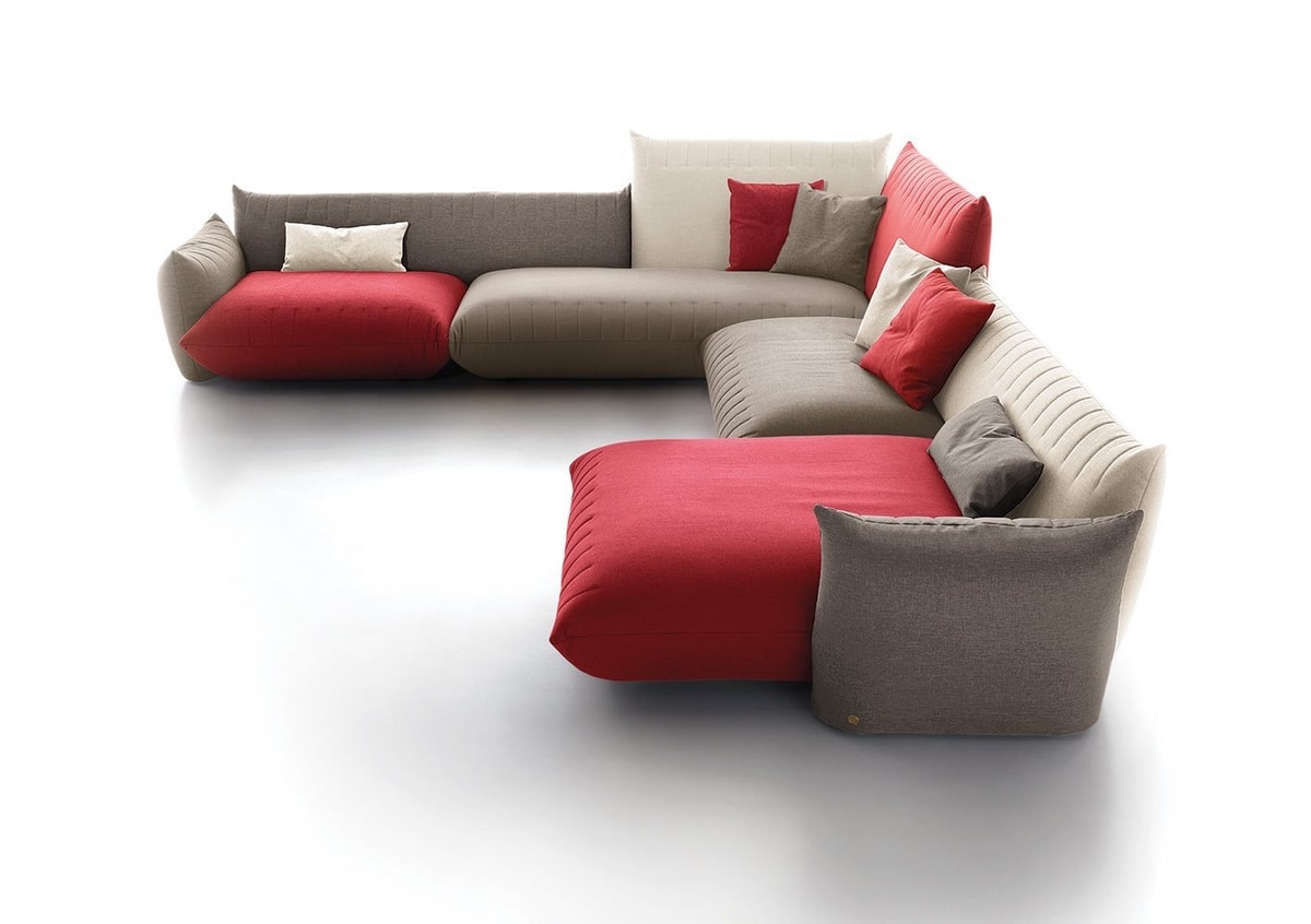 Bellavita, Sofa with rounded shapes