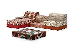 California, Modular sofas, eccentric in colors and fabrics