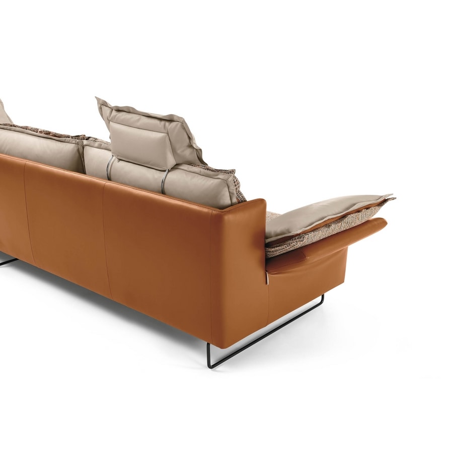 Quadro, Sofa with a refined design