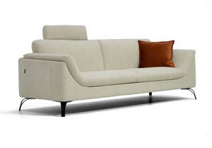 Sahara, Sofa with a fluid and flared silhouette