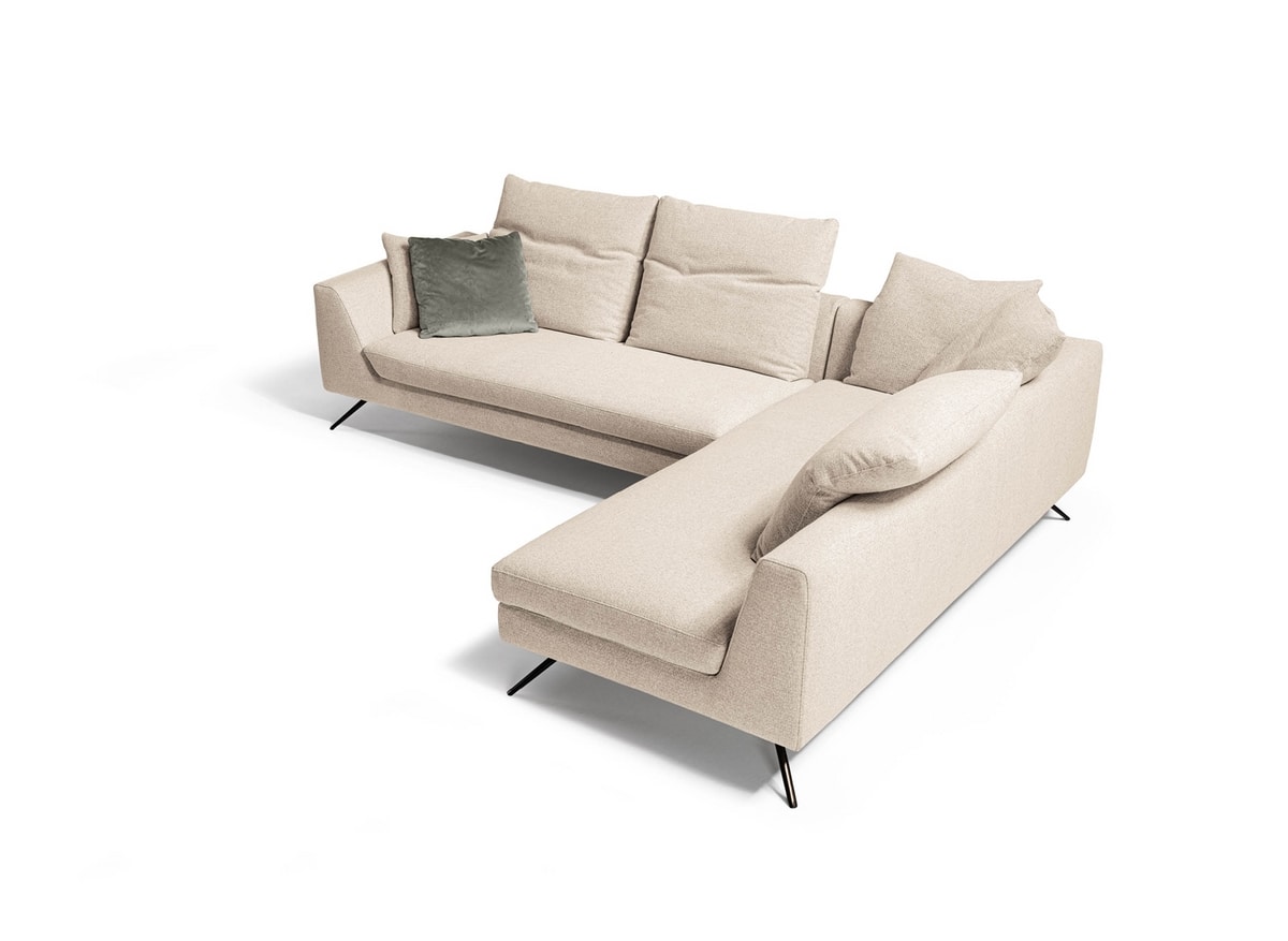 Soprano, Modern sofa with movable backrests
