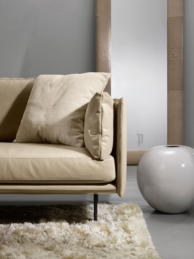 Turandot, Sofa with a contemporary design