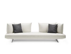 Vivien, Modern sofa with a rigor elegance