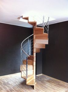 Art. H05, Spiral staircase with closed risers
