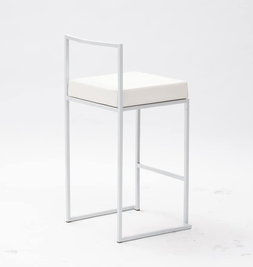 Art. 557 Prisma, Stacking stool, with seat in imitation leather