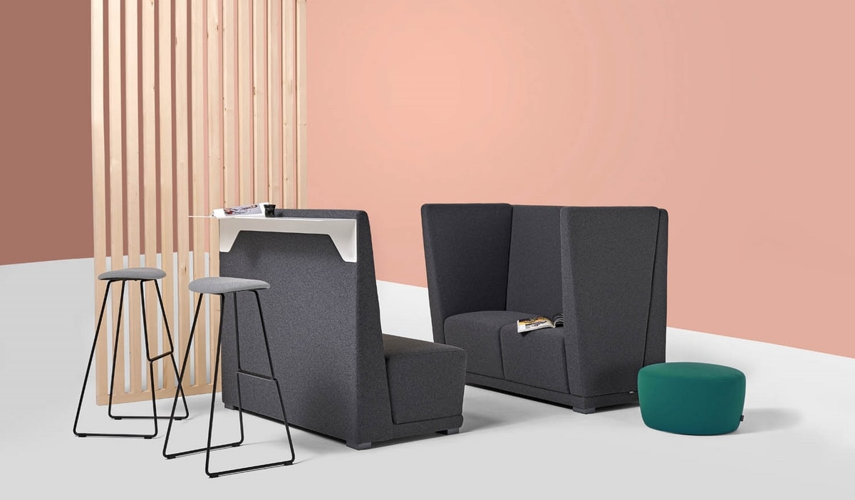 Chat, Modern design stool