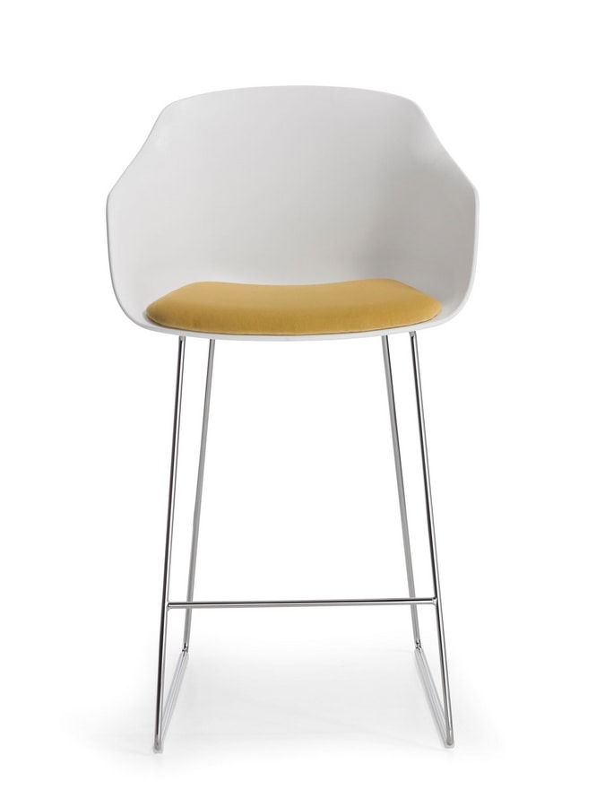 Dame S 68, Stool with metal sled base
