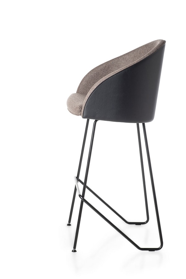 Kameo stool, Stool with soft and sinuous lines