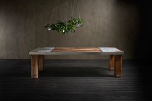 Cerasia, Table made with cherry wood