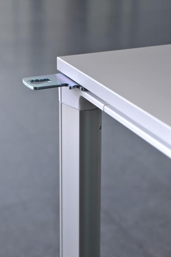 Meet - U, Table modular with aluminum structure
