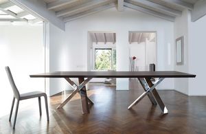 TWINS RESORT, Fixed table with an exclusive design