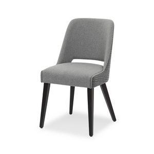 Uma Hole, Padded chair, harmonious fusion of elegance and linearity